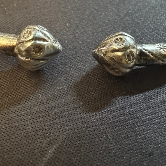 Elegant West Indians Silver Snake Bangle Bracelet - Picture 6 of 8